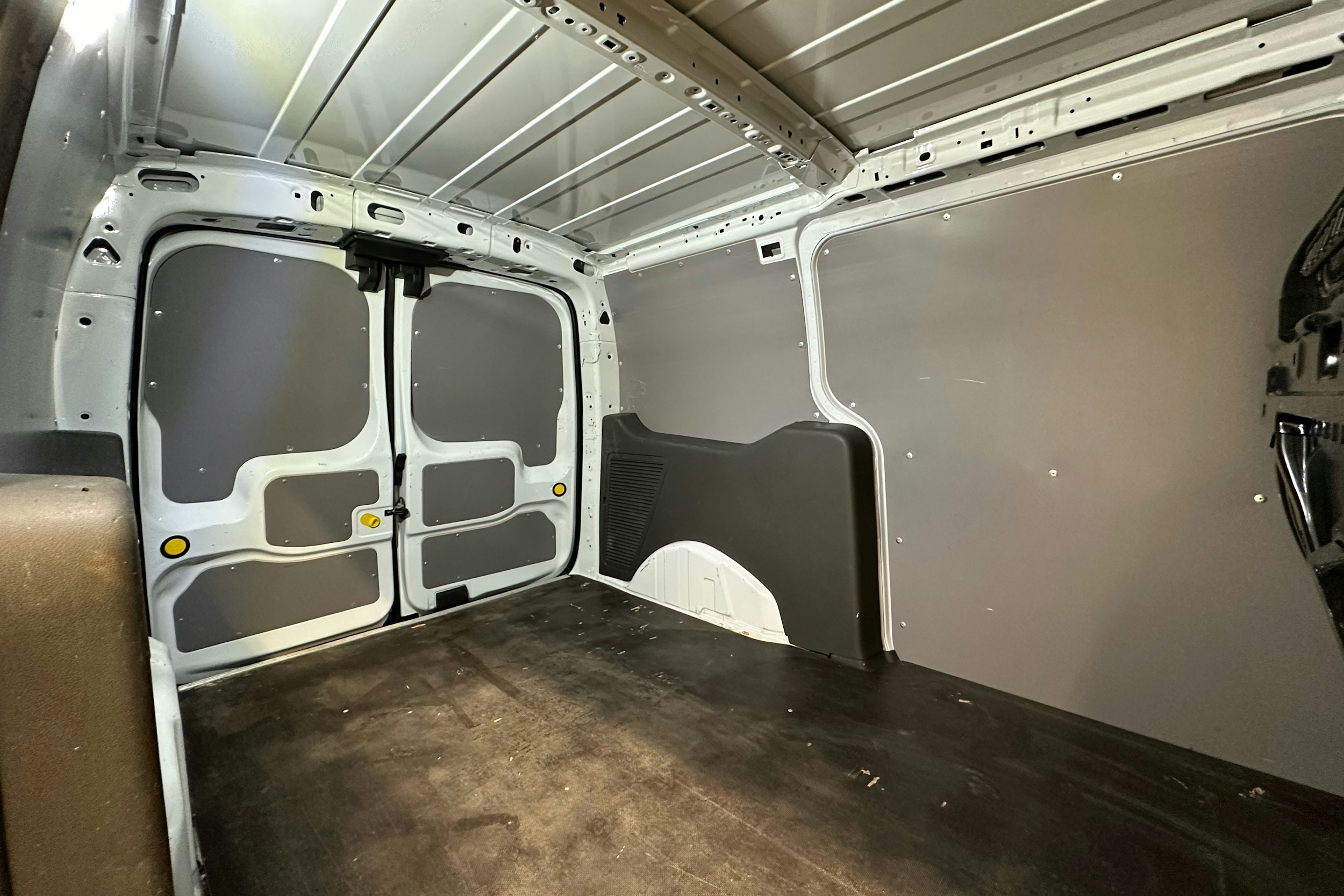 valkoinen Ford Transit Connect 2020 kuva 10.