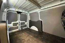 valkoinen Ford Transit Connect 2020 kuva 10.