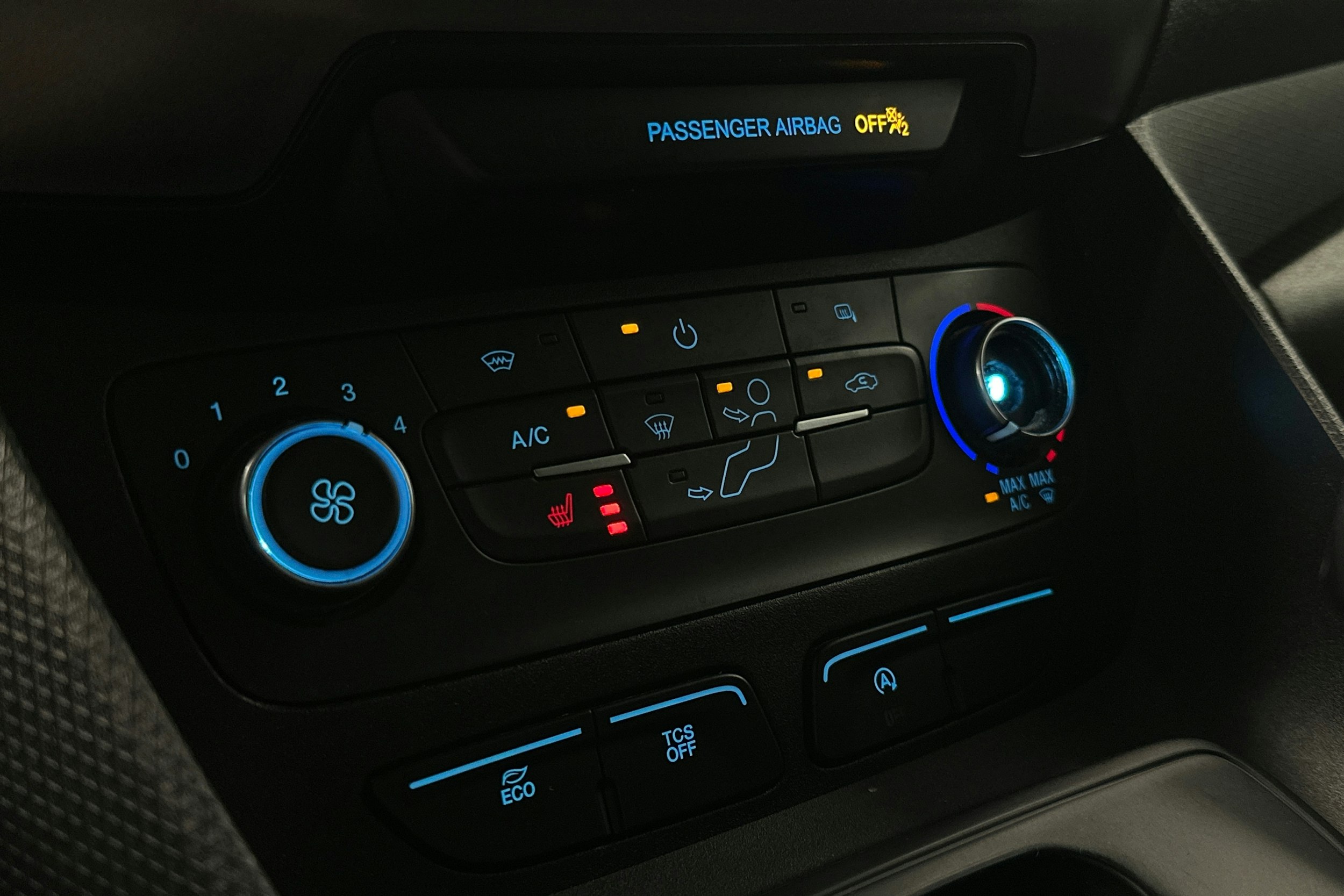 valkoinen Ford Transit Connect 2020 kuva 20.