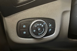 valkoinen Ford Transit Connect 2020 kuva 17.
