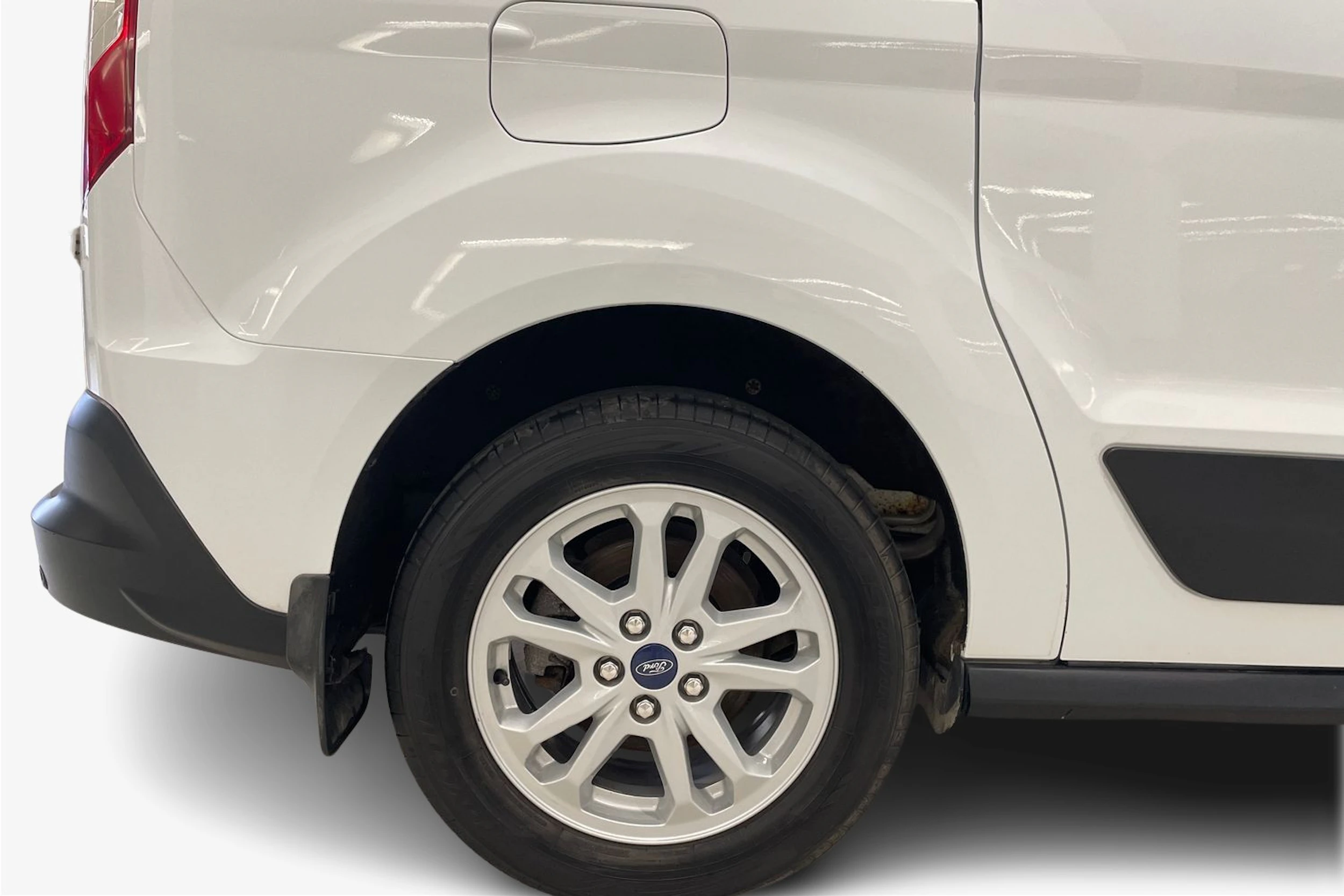 valkoinen Ford Transit Connect 2021 kuva 12.