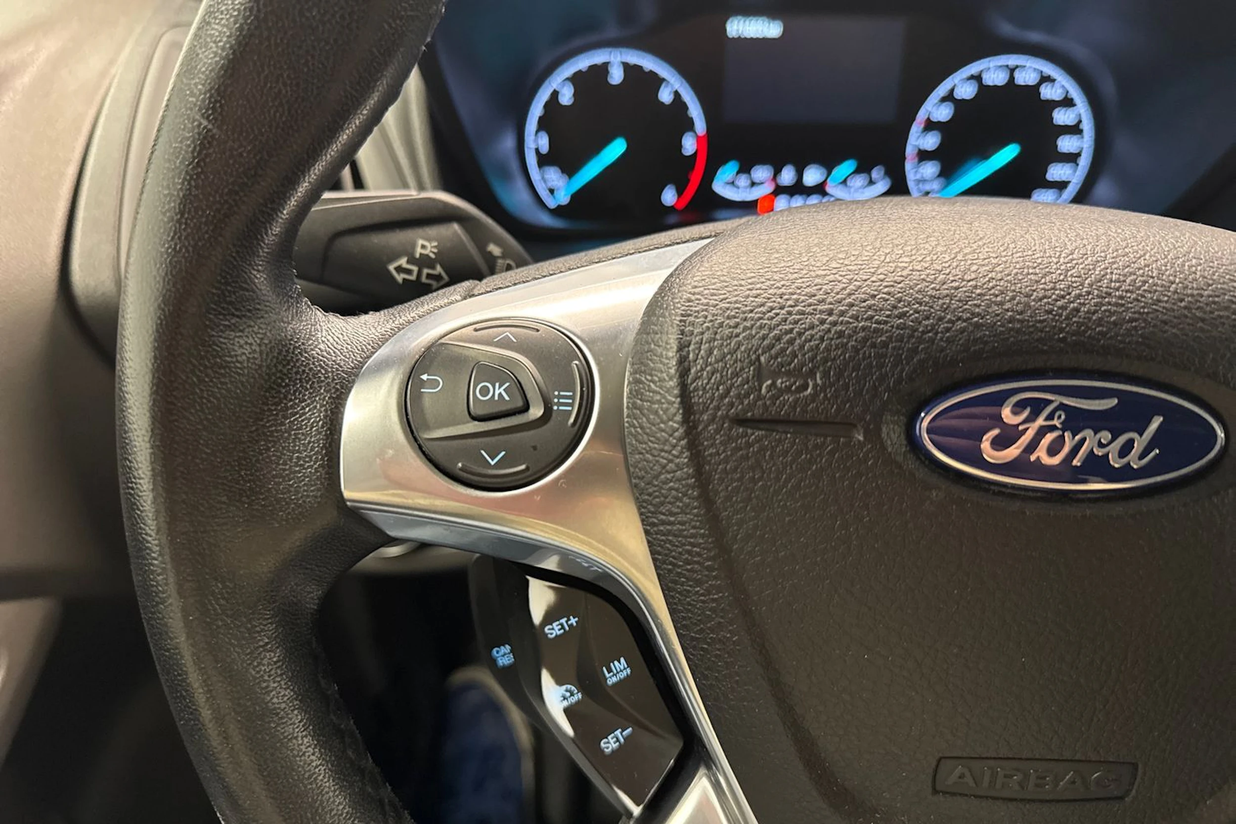 musta Ford Transit Connect 2021 kuva 15.