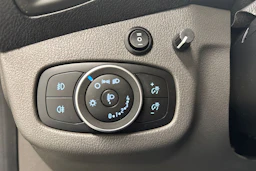 musta Ford Transit Connect 2021 kuva 18.
