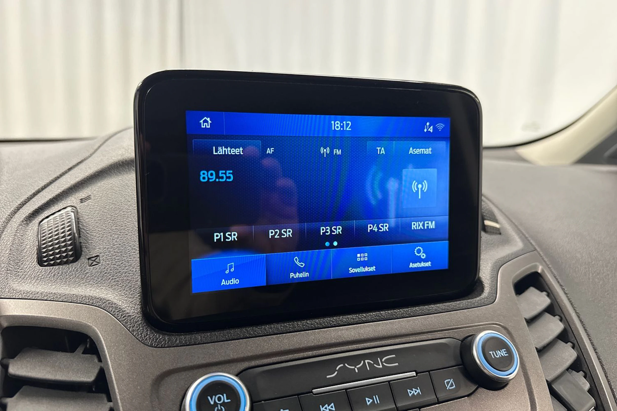 musta Ford Transit Connect 2021 kuva 20.