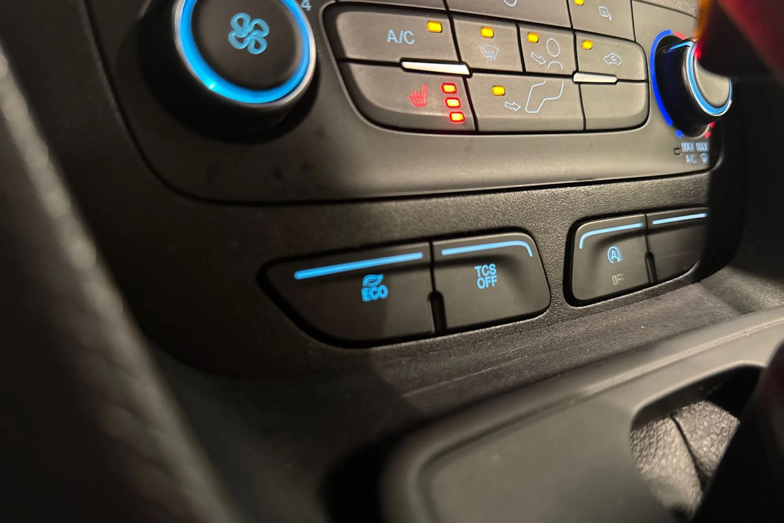 musta Ford Transit Connect 2021 kuva 25.