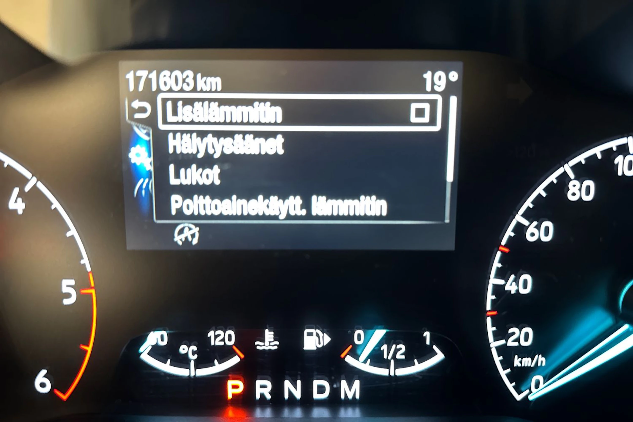 musta Ford Transit Connect 2021 kuva 31.