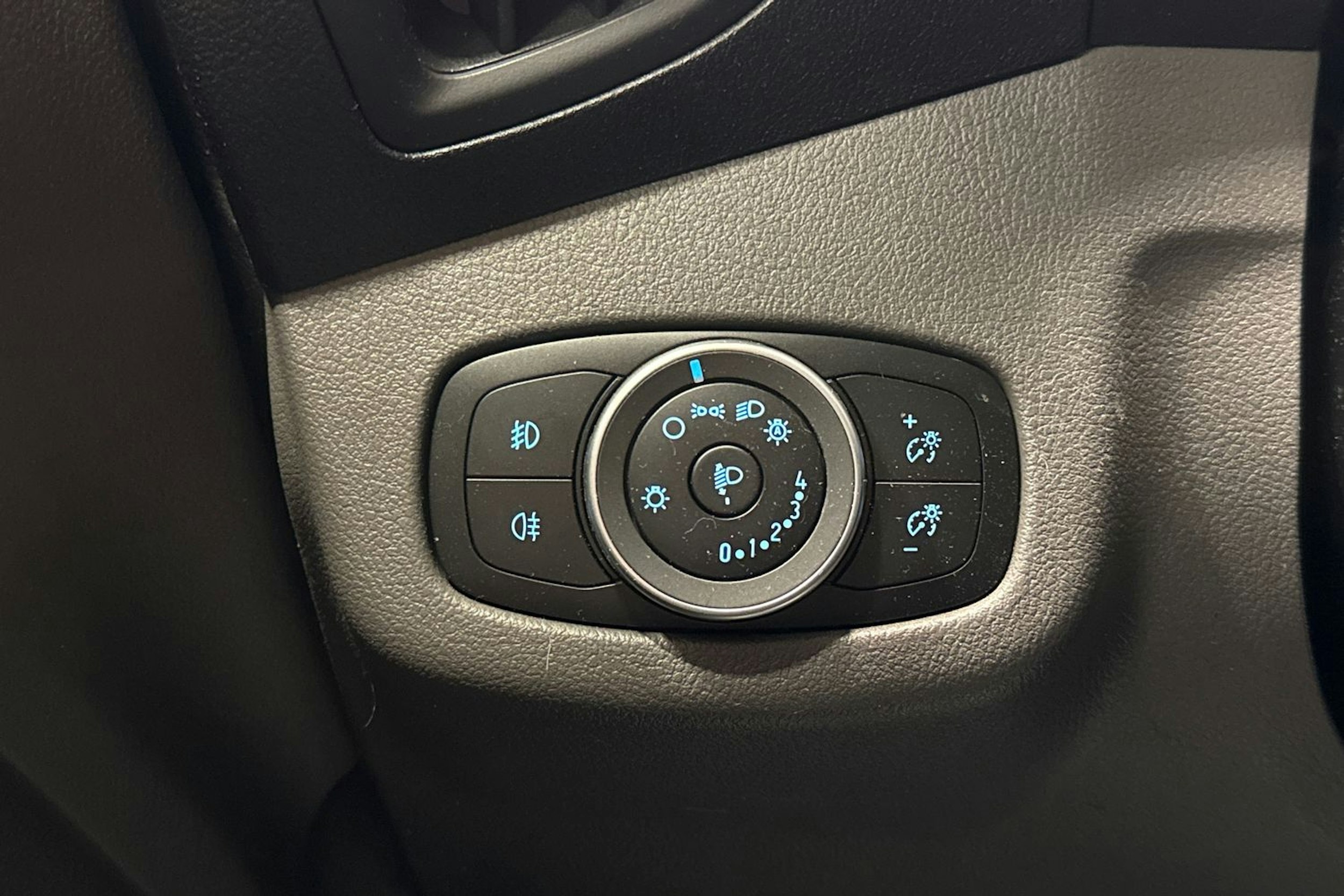 met. harmaa Ford Transit Connect 2021 kuva 16.