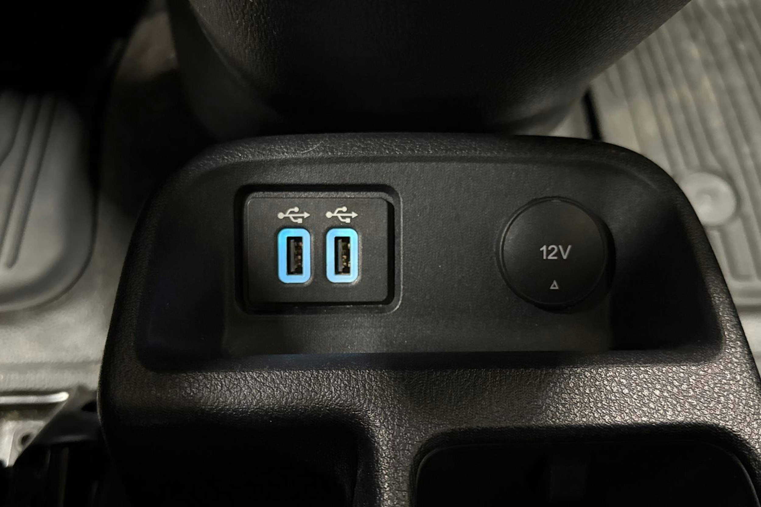 met. harmaa Ford Transit Connect 2021 kuva 23.