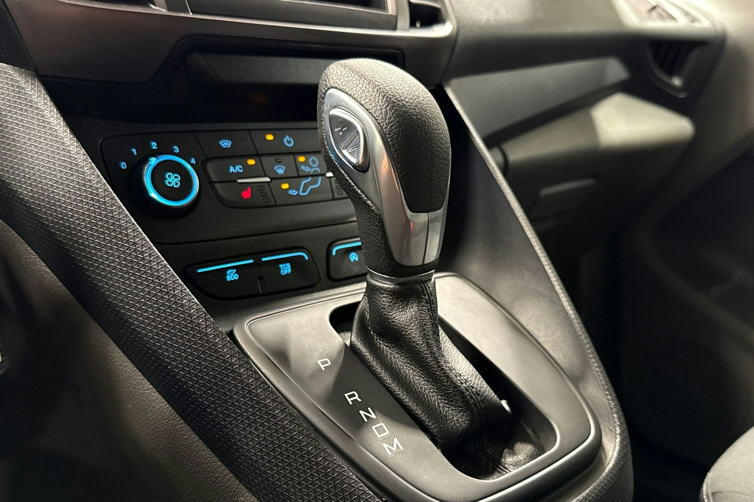 met. harmaa Ford Transit Connect 2021 kuva 24.