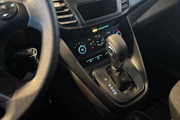 valkoinen Ford Transit Connect 2021 kuva 17.