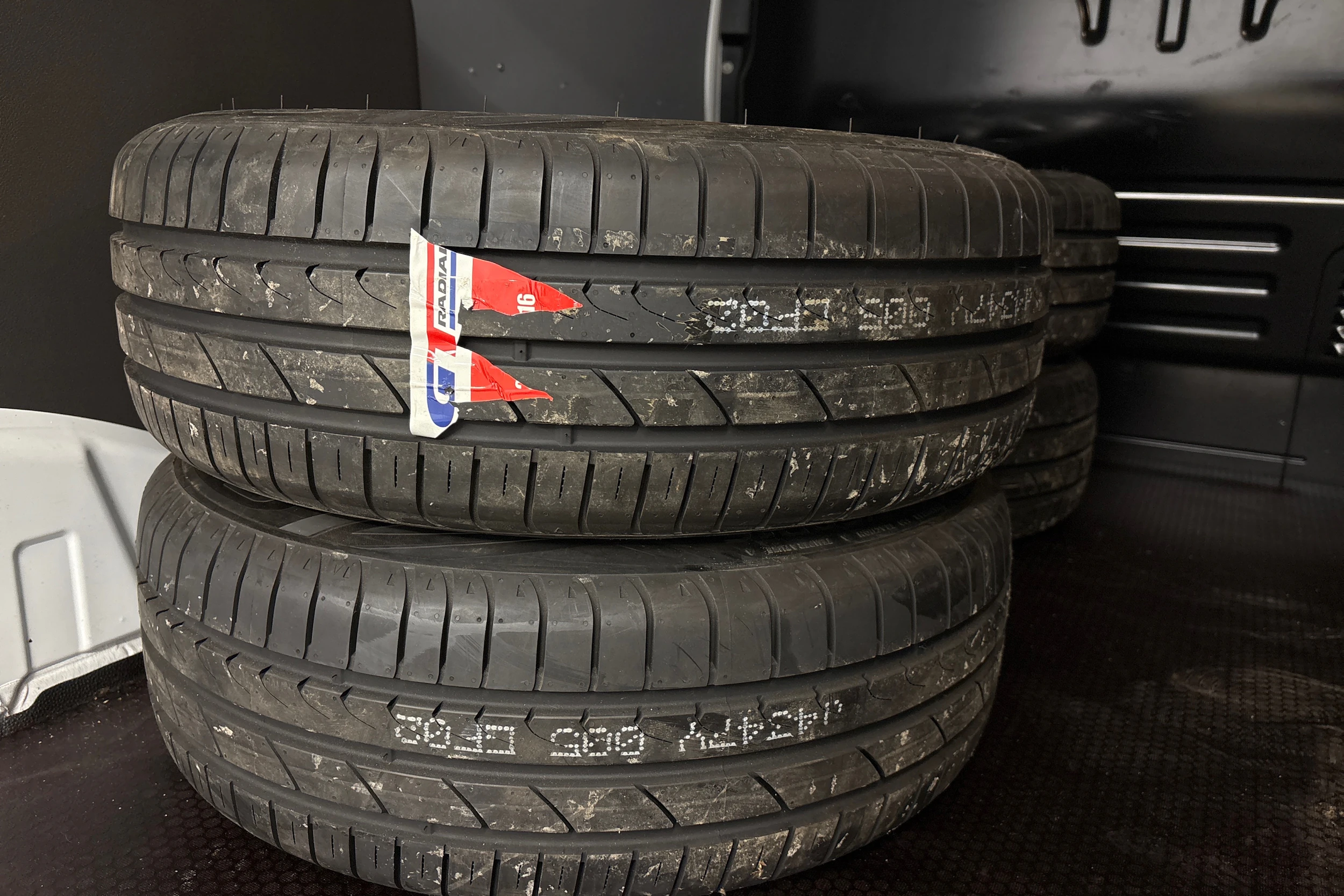 valkoinen Ford Transit Connect 2022 kuva 12.