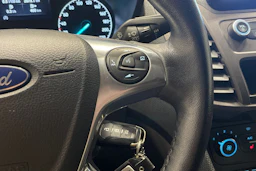 sininen Ford Transit Connect 2022 kuva 19.