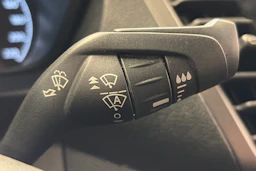 valkoinen Ford Transit Connect 2022 kuva 18.