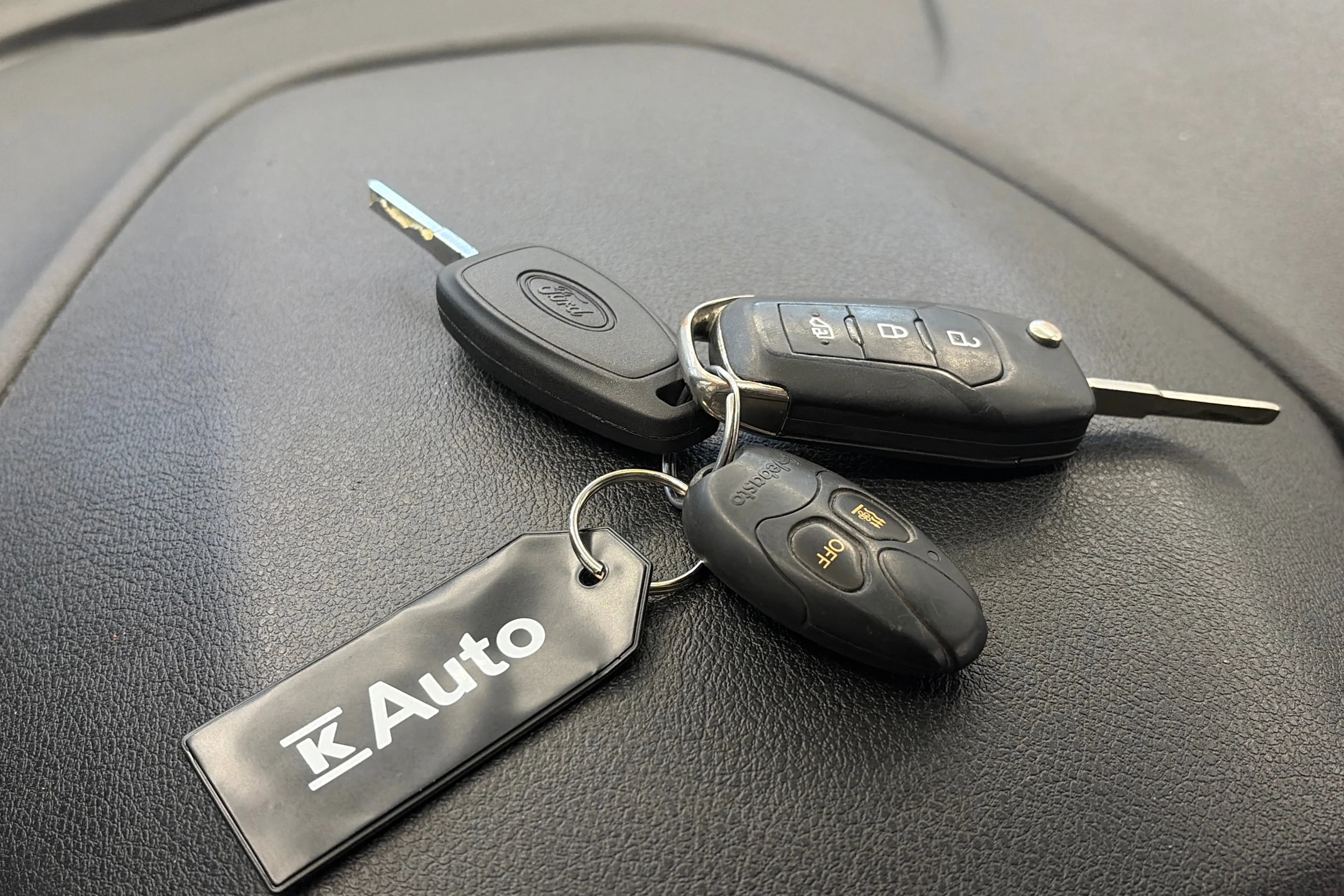 valkoinen Ford Transit Connect 2022 kuva 25.