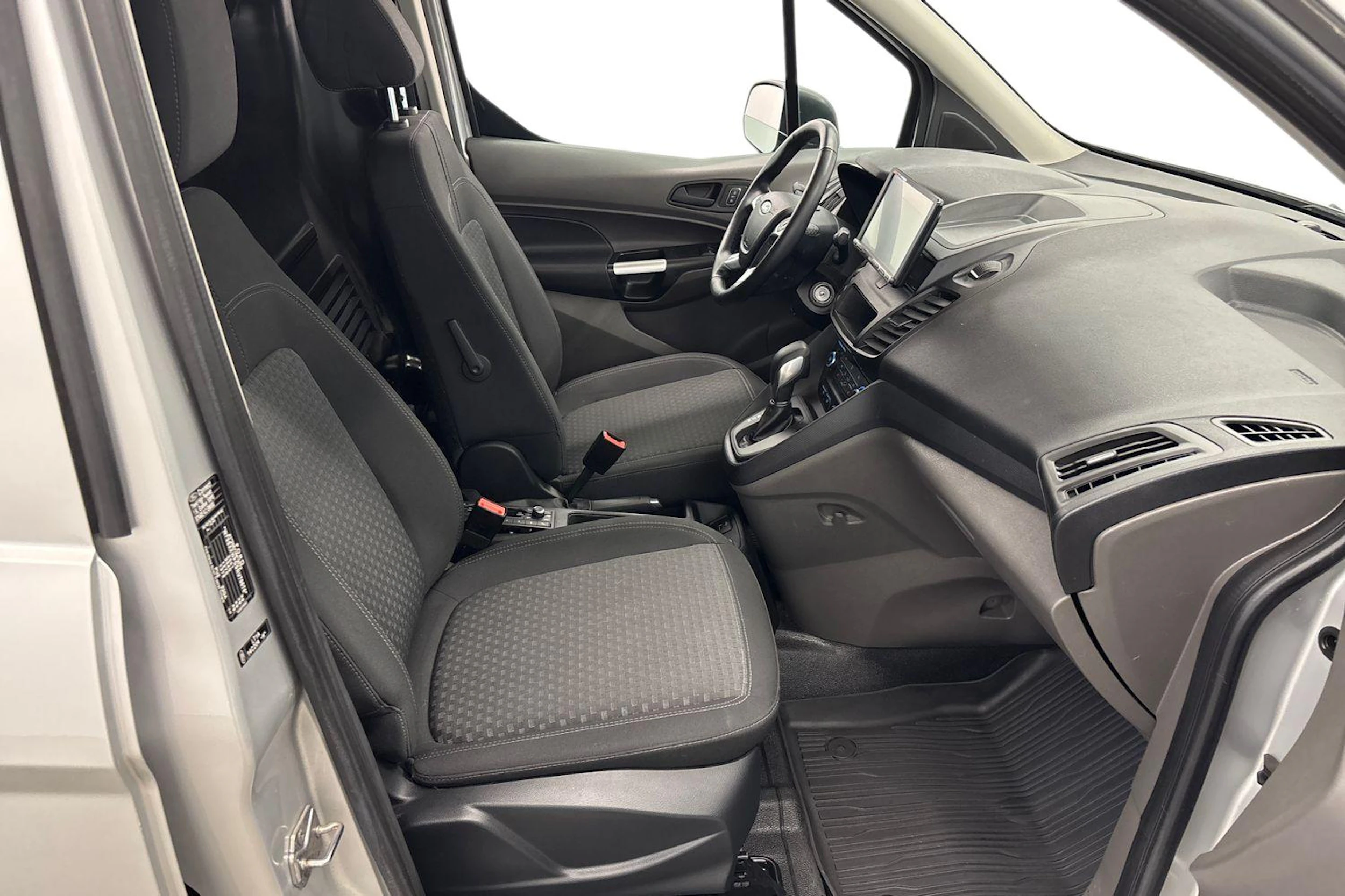 hopea Ford Transit Connect 2022 kuva 11.