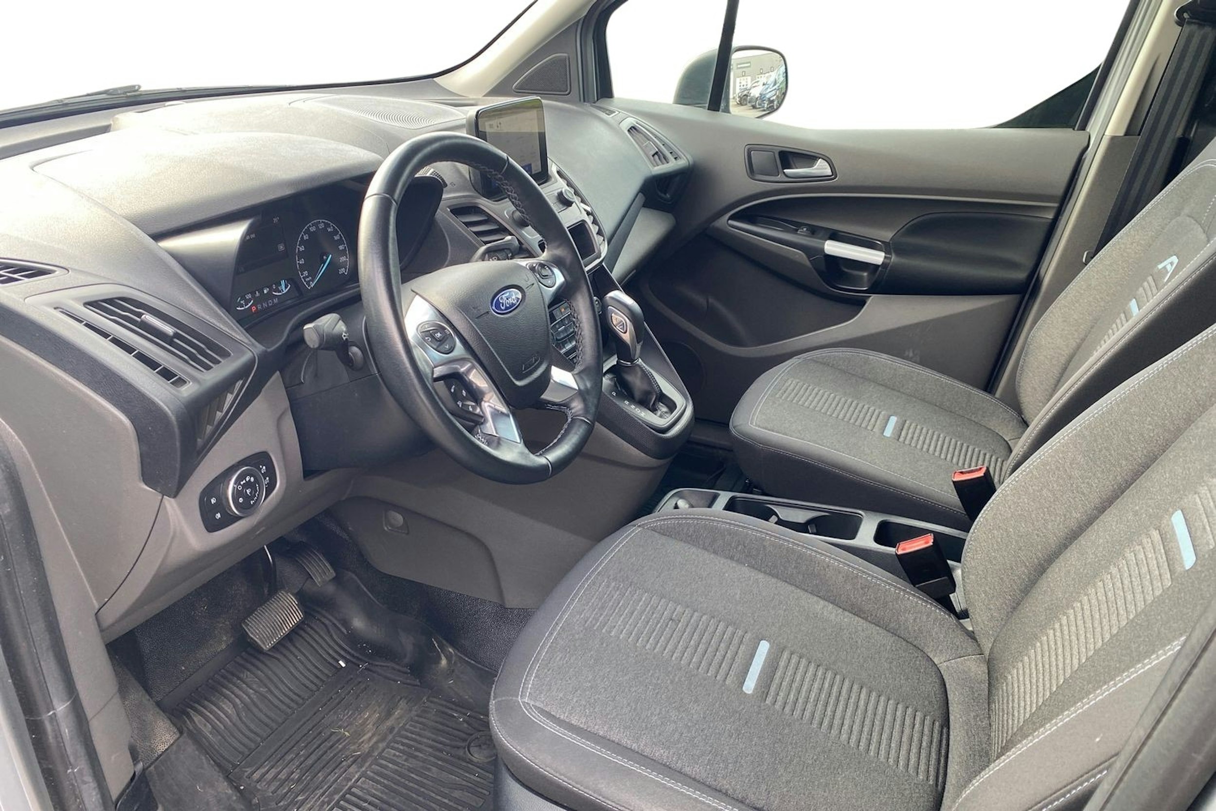 harmaa Ford Transit Connect 2022 kuva 3.