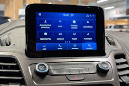 punainen Ford Transit Connect 2023 kuva 22.