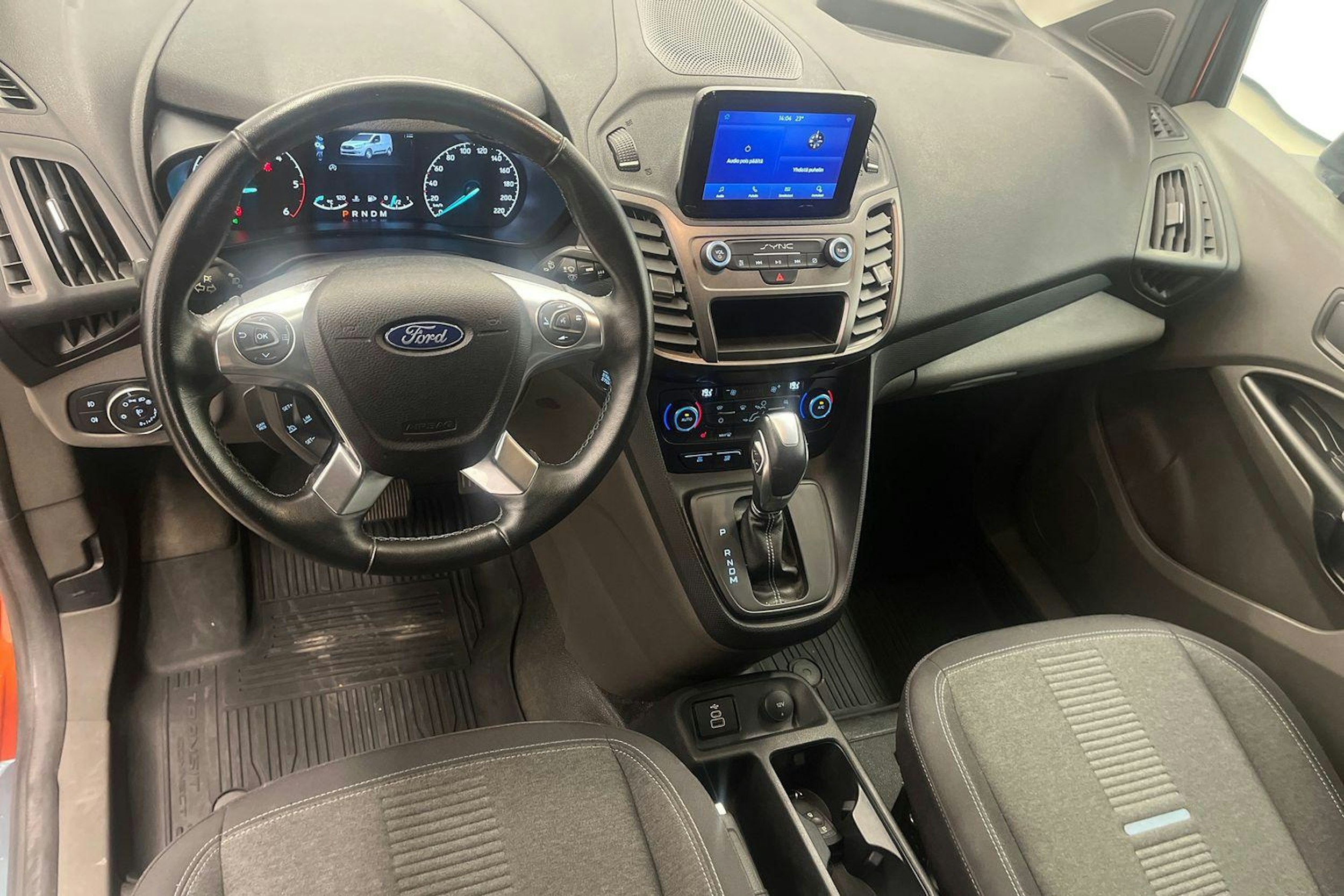punainen Ford Transit Connect 2023 kuva 9.