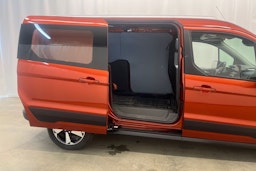 punainen Ford Transit Connect 2023 kuva 15.