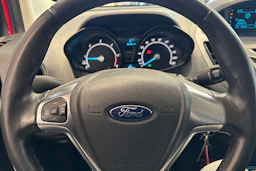 Punainen Ford Transit Courier 2015 kuva 15.