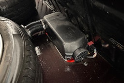 punainen Ford Transit Courier 2018 kuva 12.