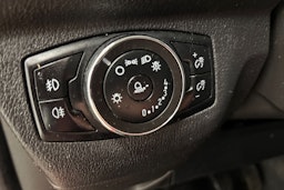 punainen Ford Transit Courier 2018 kuva 16.