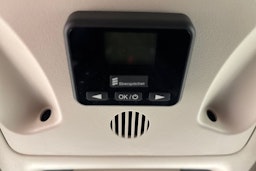 punainen Ford Transit Courier 2018 kuva 23.