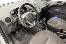 Valkoinen Ford Transit Courier 2019 kuva 8.