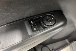 Valkoinen Ford Transit Courier 2019 kuva 15.