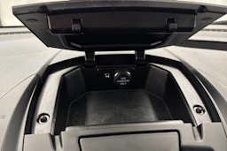 Valkoinen Ford Transit Courier 2019 kuva 22.