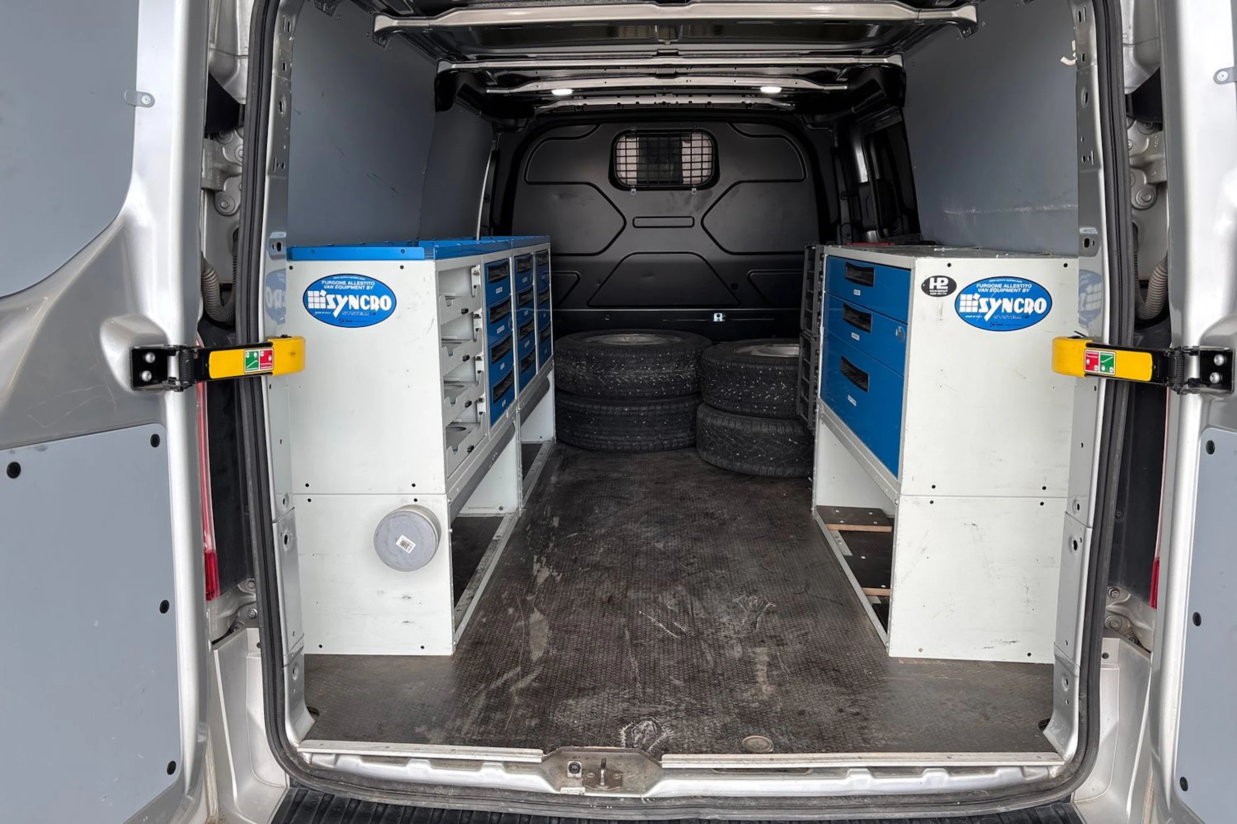 harmaa Ford Transit Custom 2021 kuva 5.