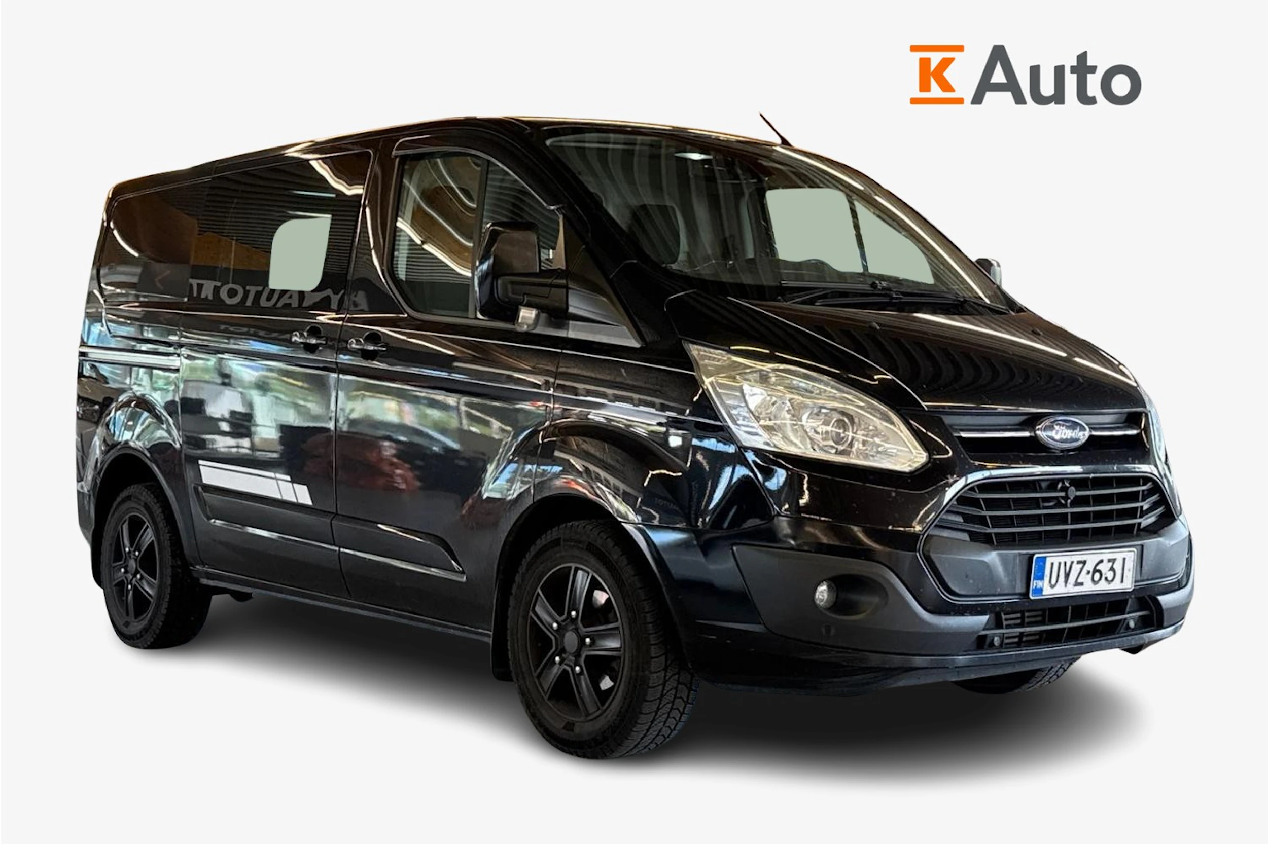 musta Ford Transit Custom 2013 kuva 1.