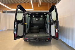 musta Ford Transit Custom 2013 kuva 29.