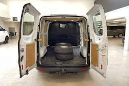 valkoinen Ford Transit Custom 2013 kuva 15.