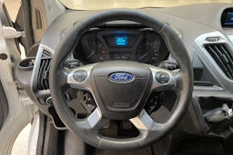 valkoinen Ford Transit Custom 2013 kuva 18.