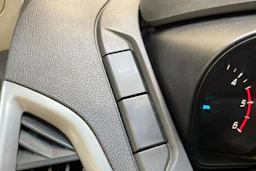 valkoinen Ford Transit Custom 2013 kuva 24.