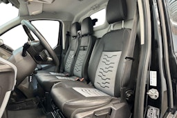 musta Ford Transit Custom 2013 kuva 10.