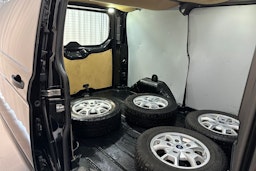 musta Ford Transit Custom 2013 kuva 14.