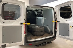 valkoinen Ford Transit Custom 2014 kuva 15.
