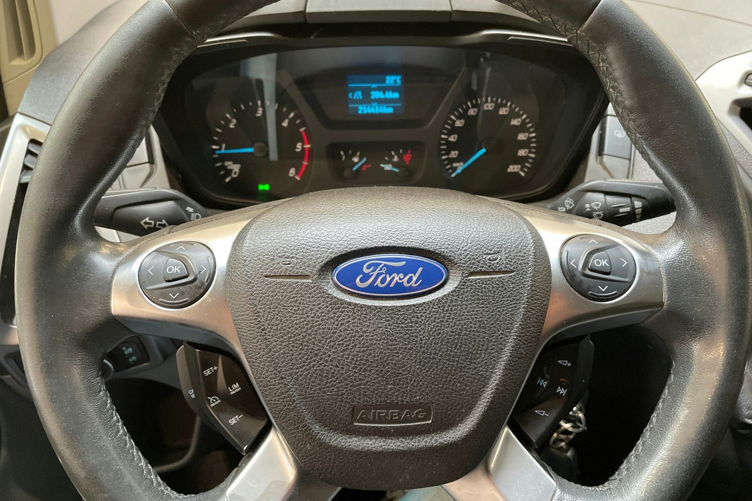 valkoinen Ford Transit Custom 2014 kuva 18.