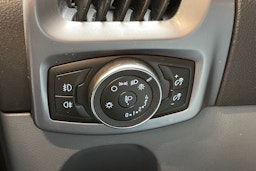 valkoinen Ford Transit Custom 2014 kuva 20.