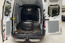 valkoinen Ford Transit Custom 2014 kuva 11.