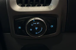 valkoinen Ford Transit Custom 2014 kuva 9.