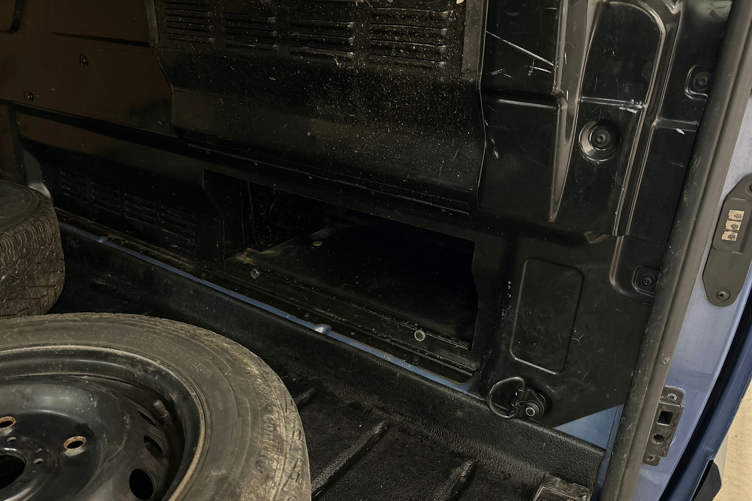 sininen Ford Transit Custom 2014 kuva 12.