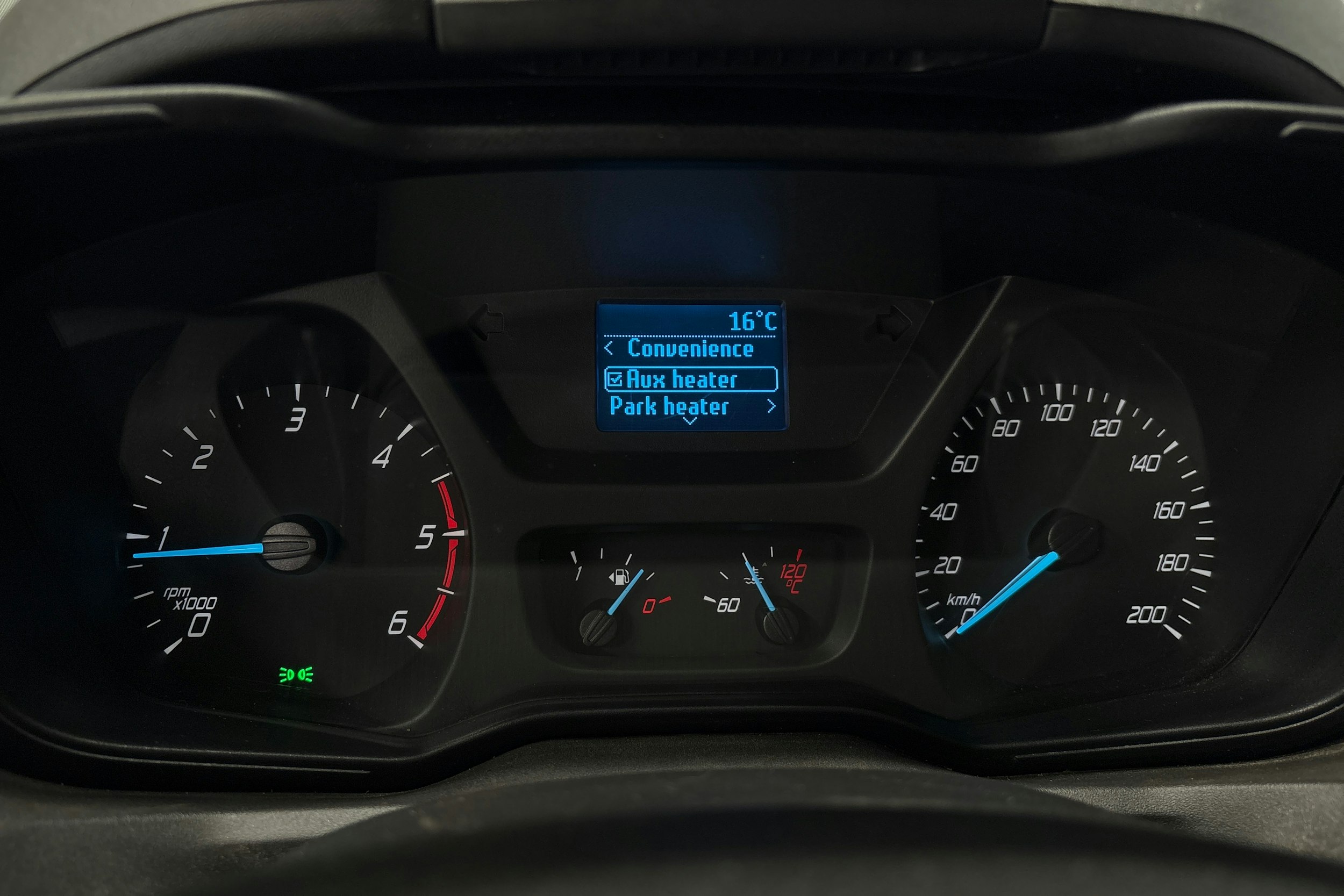 sininen Ford Transit Custom 2014 kuva 15.