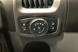 valkoinen Ford Transit Custom 2014 kuva 16.