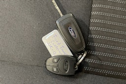 valkoinen Ford Transit Custom 2014 kuva 21.