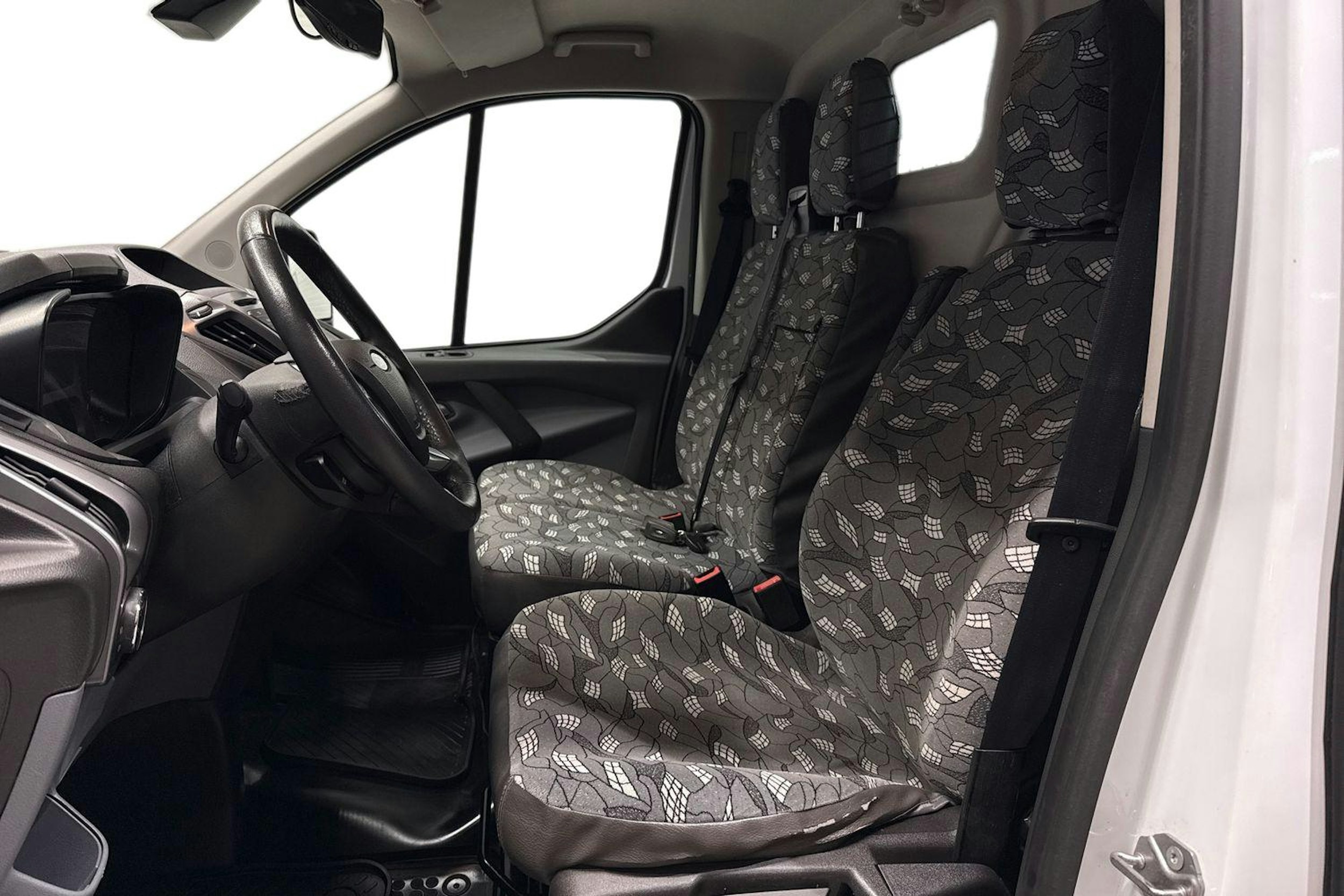 Valkoinen Ford Transit Custom 2014 kuva 8.