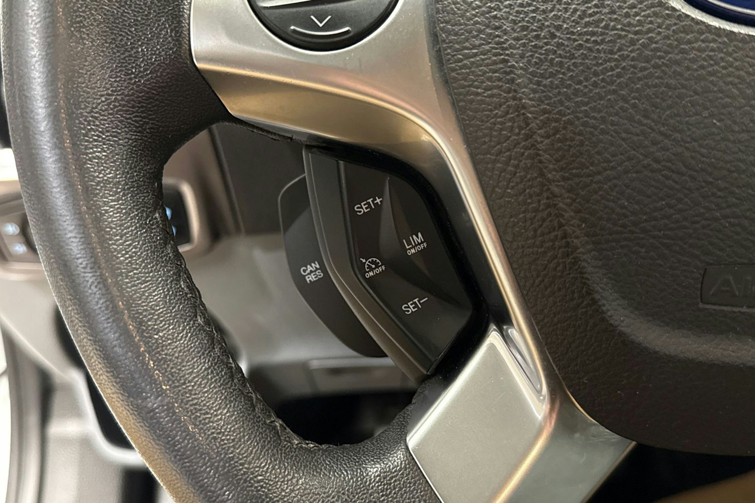 Valkoinen Ford Transit Custom 2014 kuva 17.