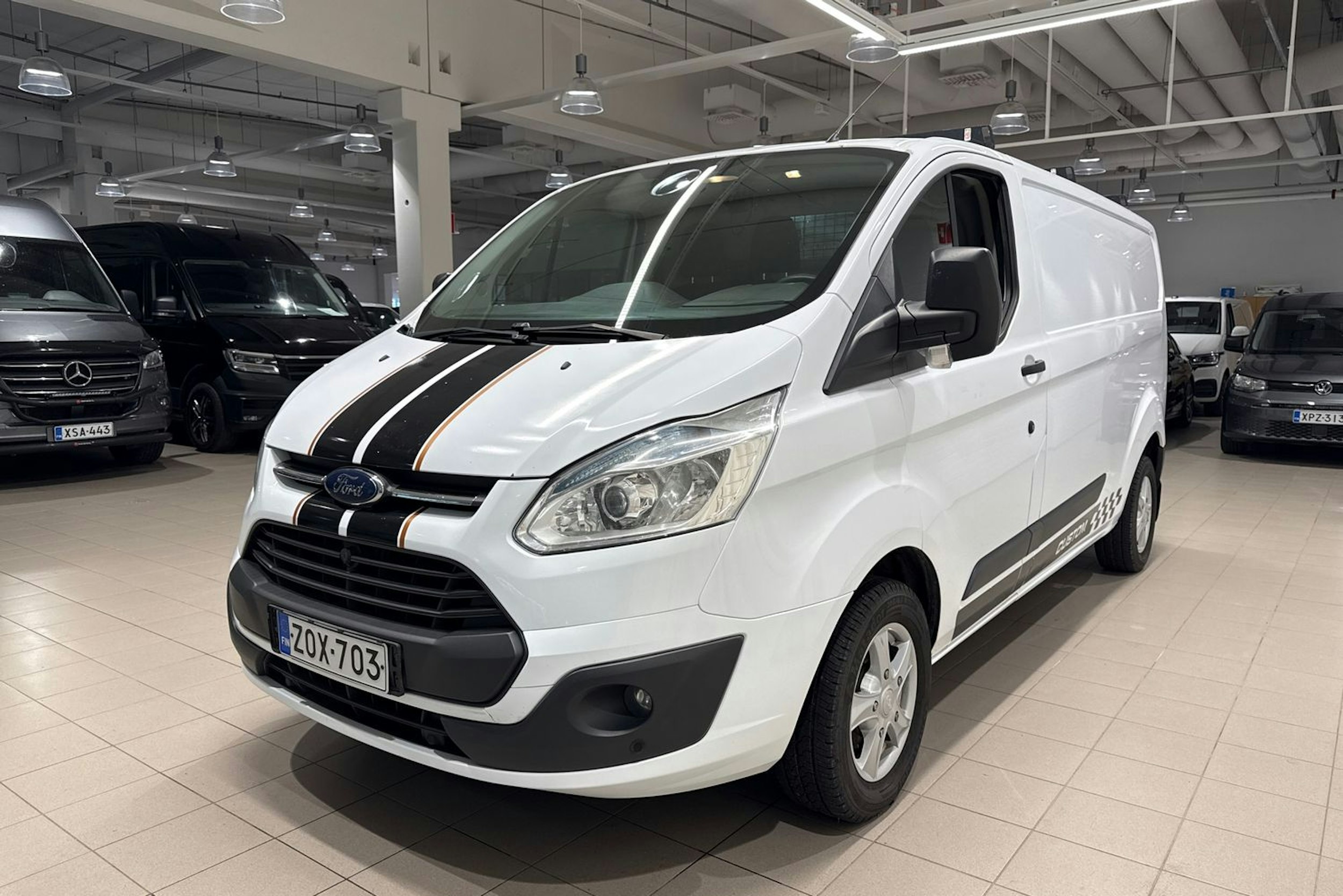 Valkoinen Ford Transit Custom 2014 kuva 13.